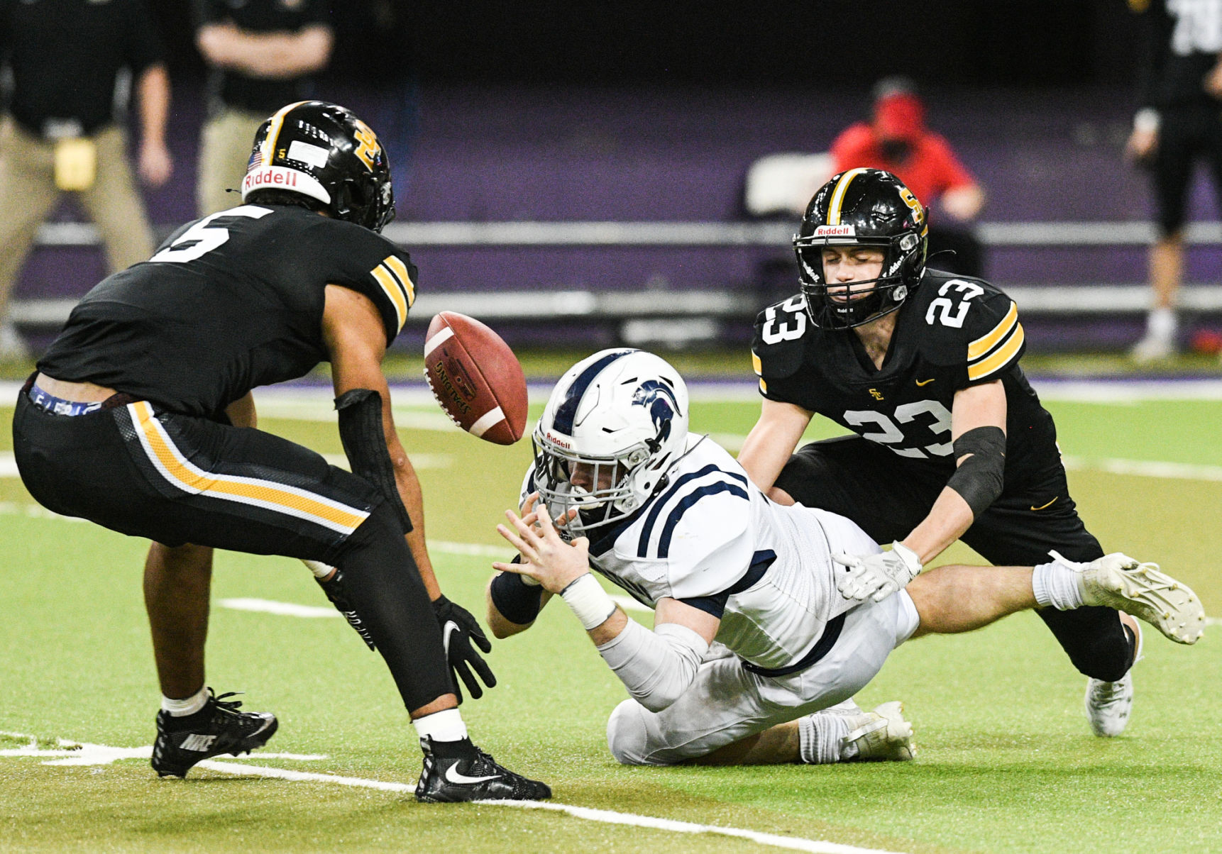 111320-qc-spt-pv-sep-football-021